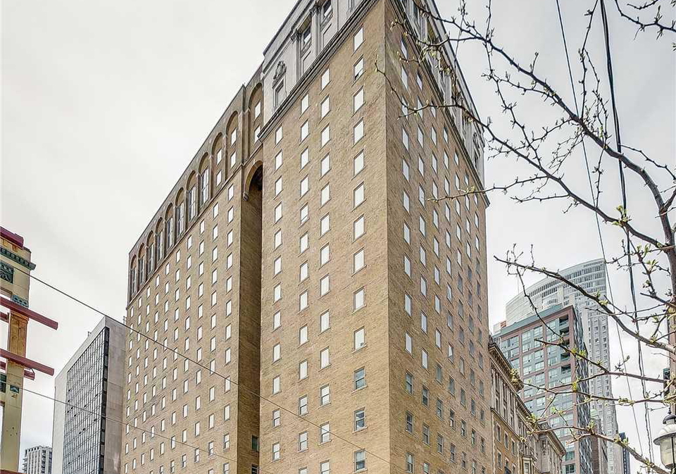 22-leader-lane-toronto-toronto-ontario-c13547970