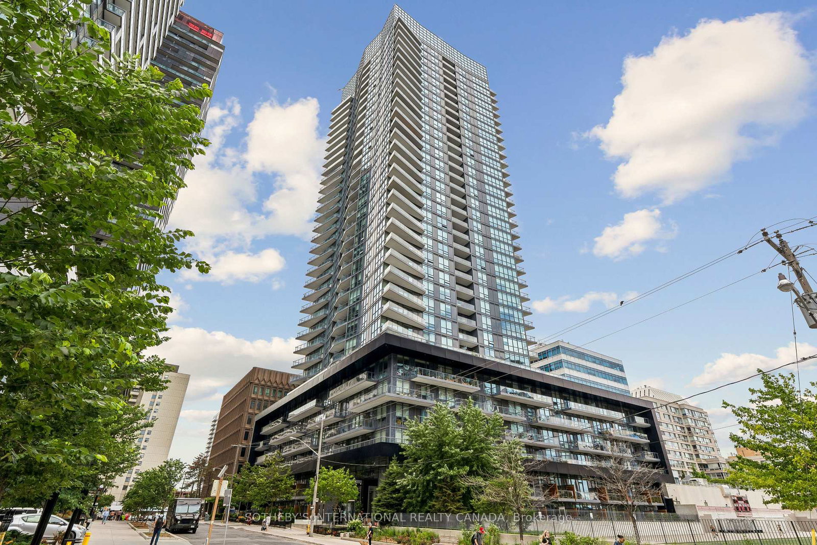 30-roehampton-avenue-w-toronto-toronto-ontario-c13548088