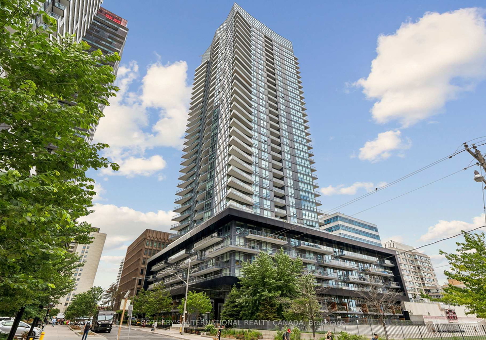 30-roehampton-avenue-w-toronto-toronto-ontario-c13548088