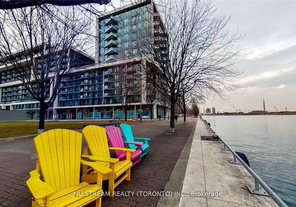 15-merchants-wharf-toronto-toronto-ontario-c13548246