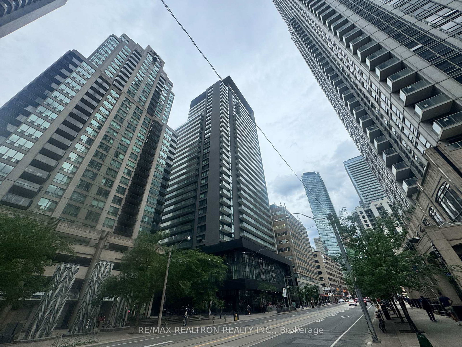 770-bay-street-toronto-toronto-ontario-c13548666