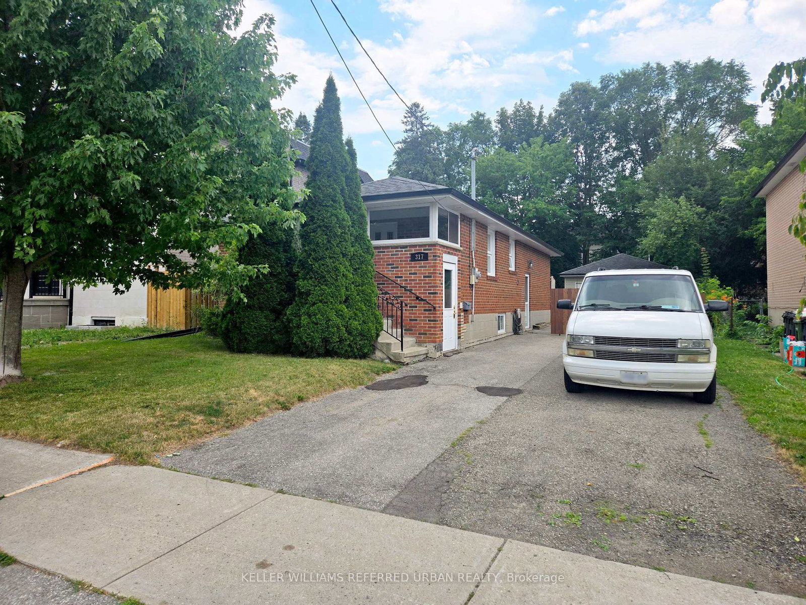 317-patricia-avenue-toronto-toronto-ontario-c13548726