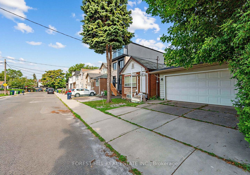 2-mulberry-crescent-toronto-toronto-ontario-c13548820