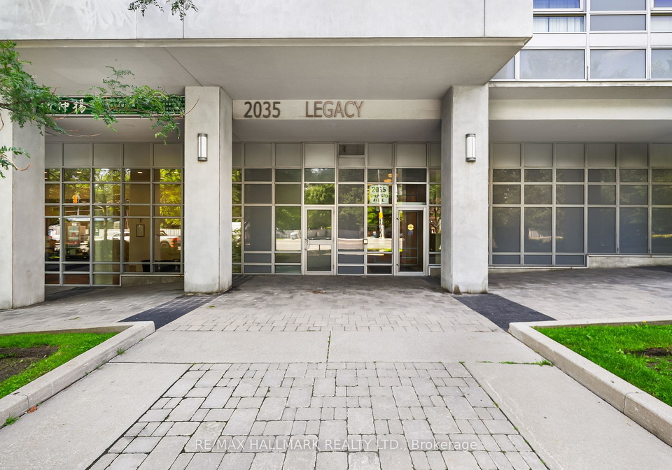 2035-sheppard-avenue-e-toronto-north-york-ontario-c13548972