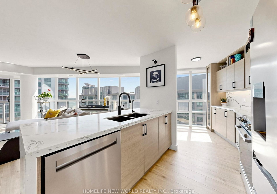 30-grand-trunk-crescent-toronto-toronto-ontario-c13549130