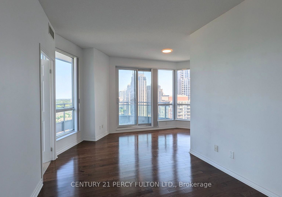 18-holmes-avenue-toronto-north-york-ontario-c13549214