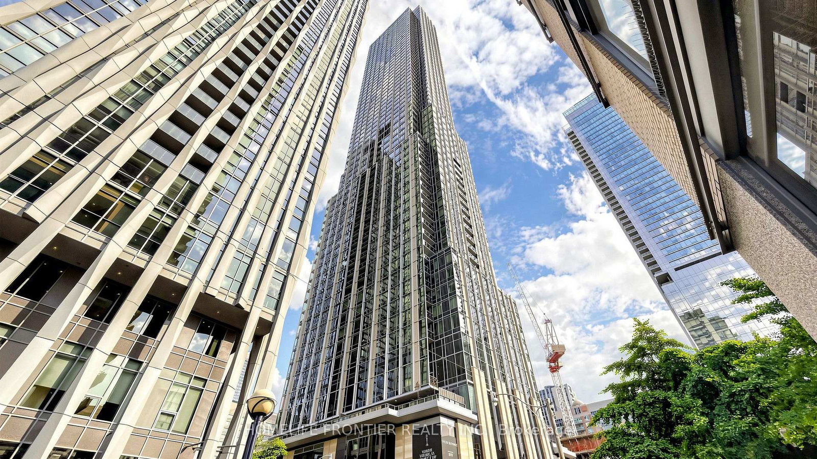 11-yorkville-avenue-toronto-toronto-ontario-c13549996