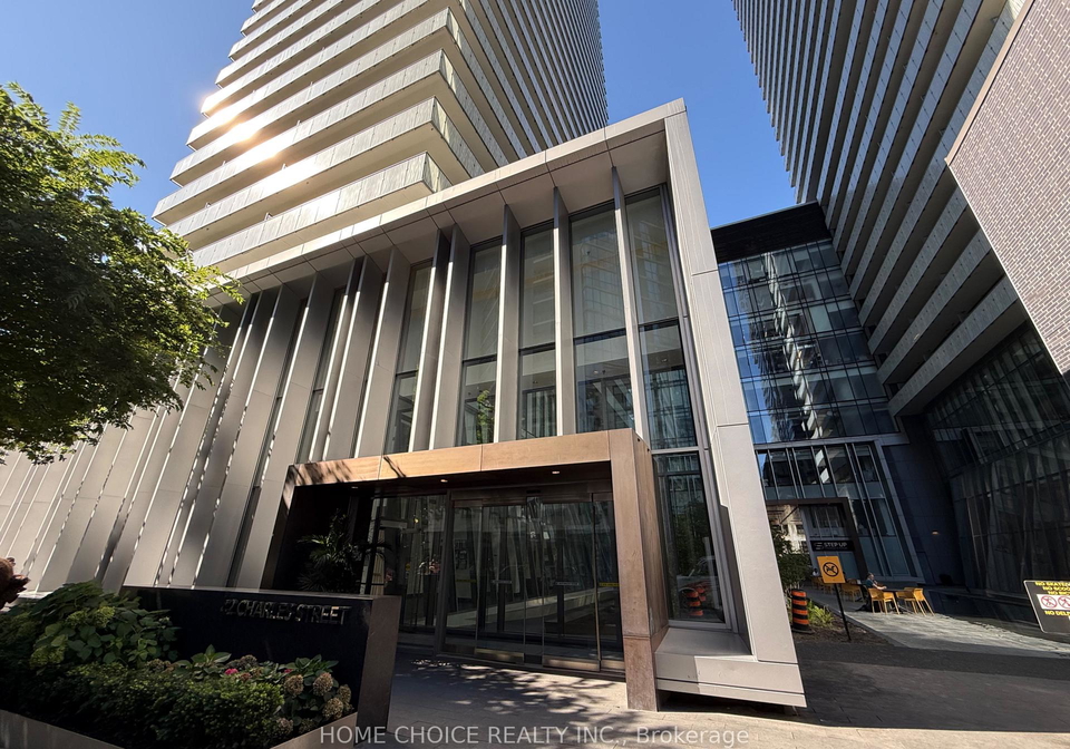 42-charles-street-e-toronto-toronto-ontario-c13550514
