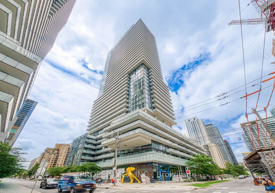 161-roehampton-avenue-toronto-toronto-ontario-c13551512