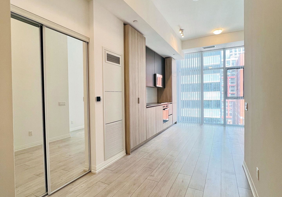 400-king-street-w-toronto-toronto-ontario-c13552556
