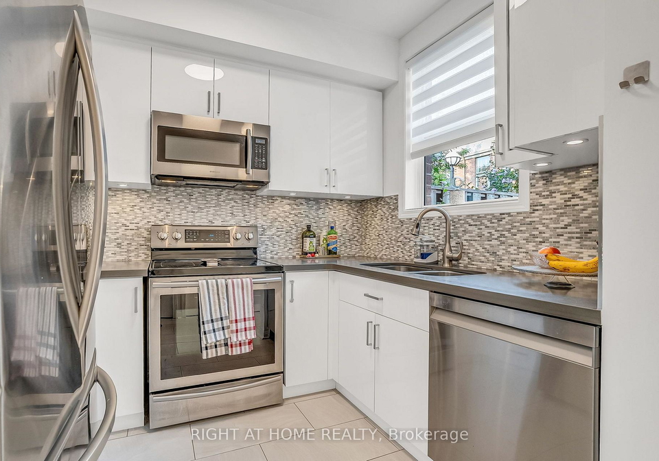 55-halton-street-toronto-toronto-ontario-c13552744