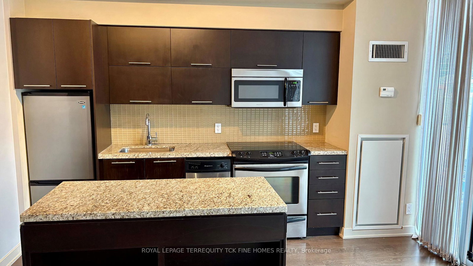 21-nelson-street-toronto-toronto-ontario-c13552794