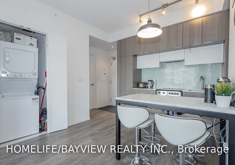 159-dundas-street-e-toronto-toronto-ontario-c13553278