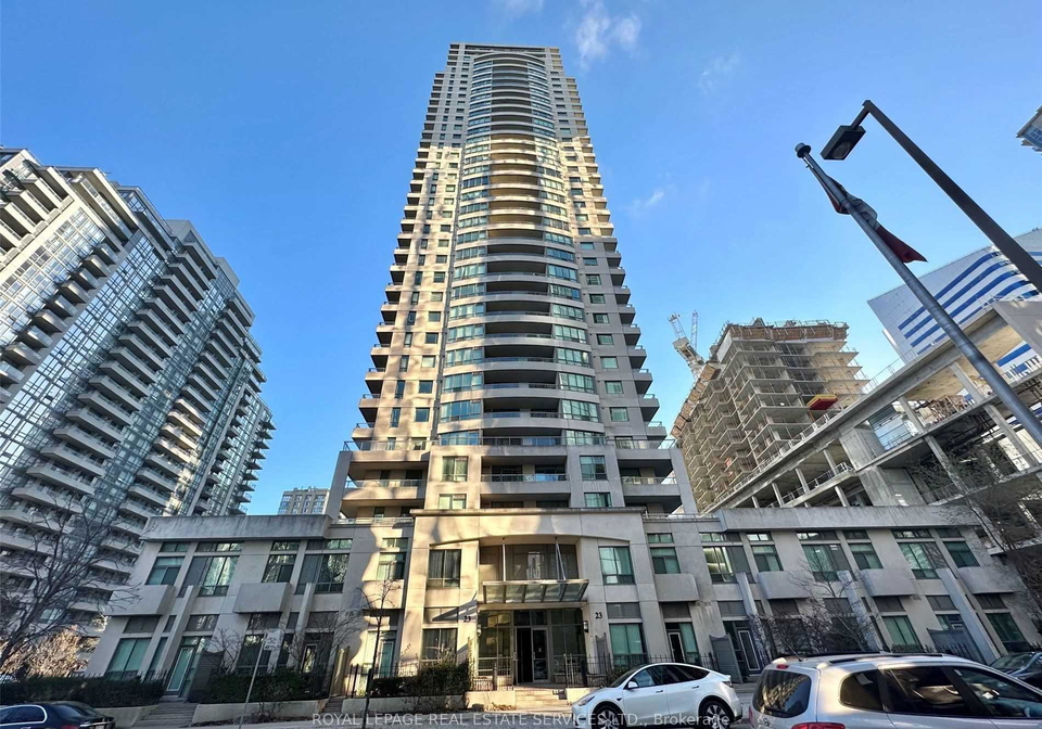 23-hollywood-avenue-toronto-north-york-ontario-c13553312