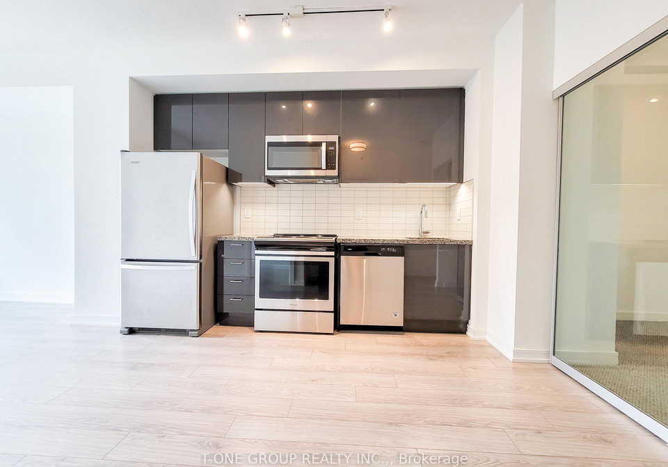 621-sheppard-avenue-e-toronto-north-york-ontario-c13553628