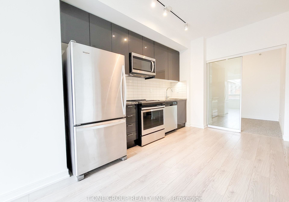 621-sheppard-avenue-e-toronto-north-york-ontario-c13553628