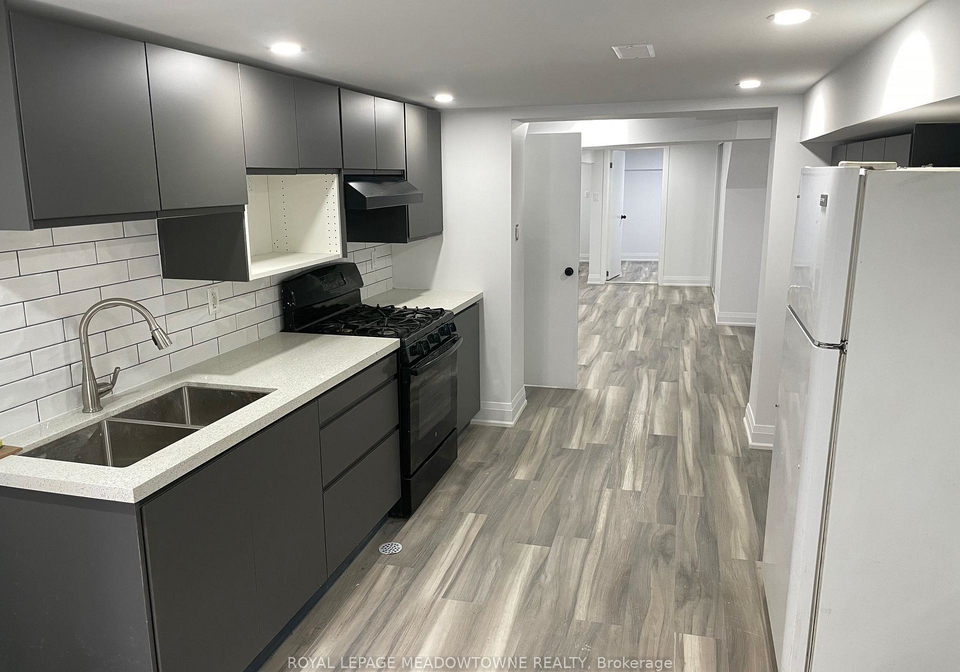 1211-college-street-toronto-toronto-ontario-c13553918