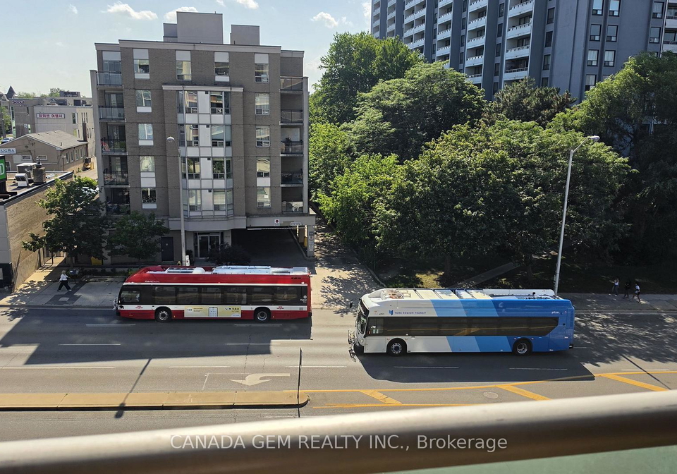 5949-yonge-street-toronto-north-york-ontario-c13553956