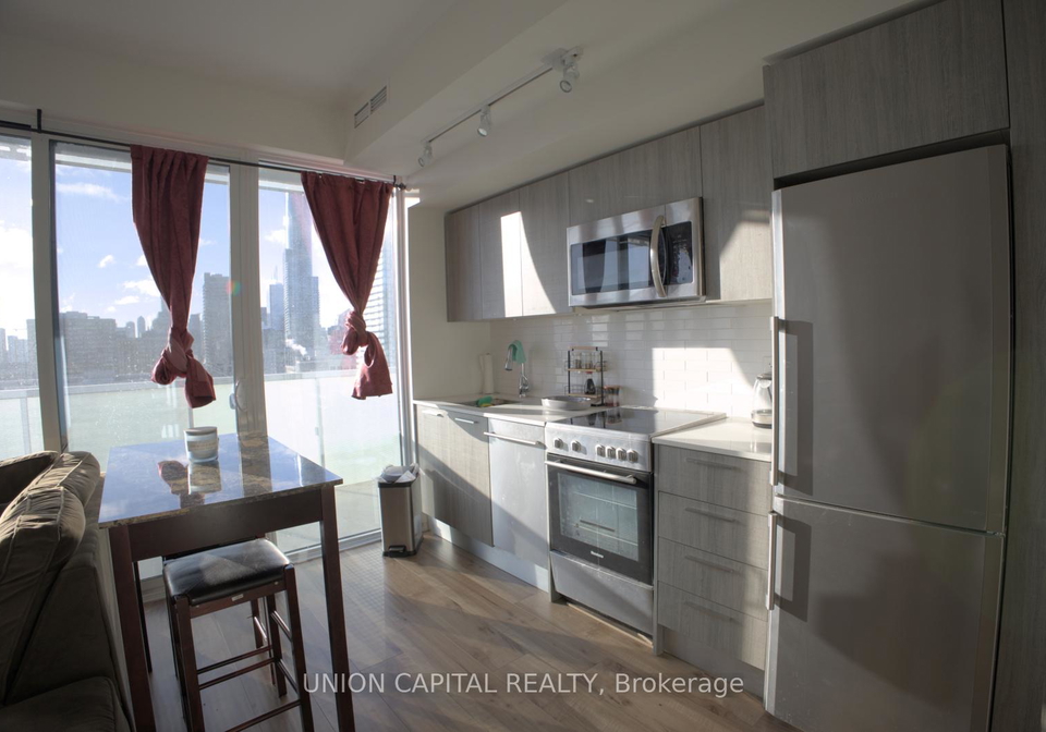 28-wellesley-street-e-toronto-toronto-ontario-c13554018