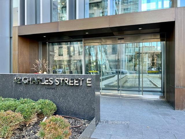 42-charles-street-e-toronto-toronto-ontario-c13554034