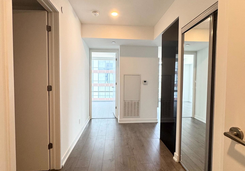 501-yonge-street-toronto-toronto-ontario-c13554048