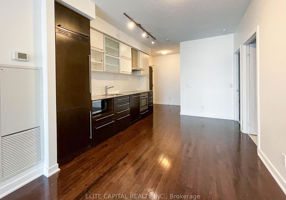 770-bay-street-toronto-toronto-ontario-c13554082