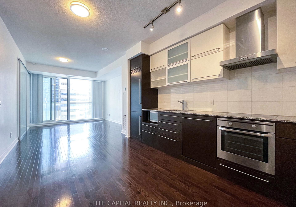 770-bay-street-toronto-toronto-ontario-c13554082