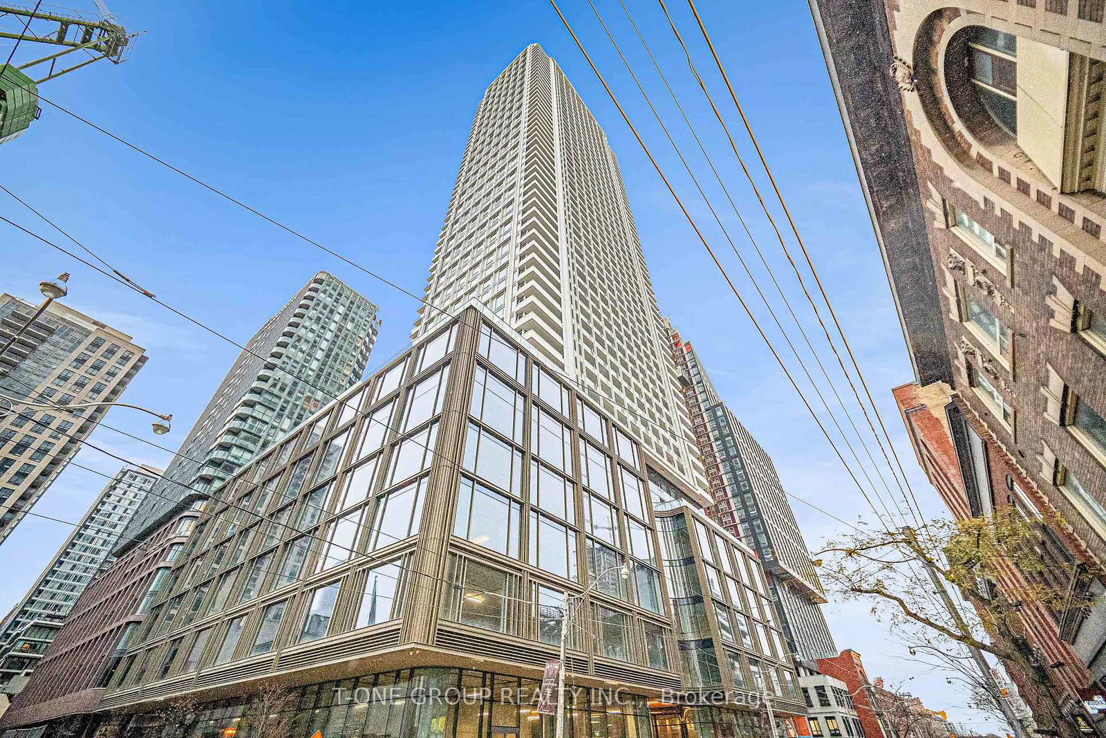 88-queen-street-e-toronto-toronto-ontario-c13554166