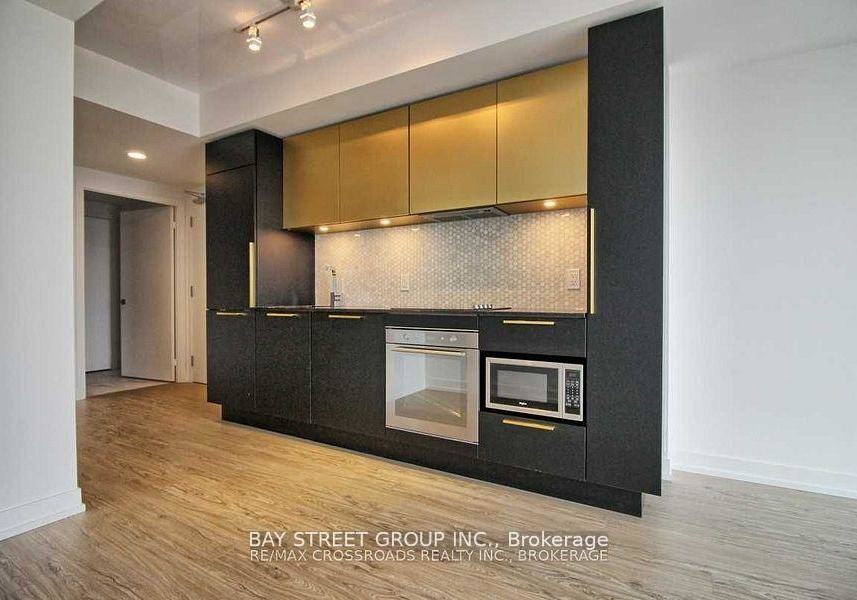 85-wood-street-toronto-toronto-ontario-c13554336