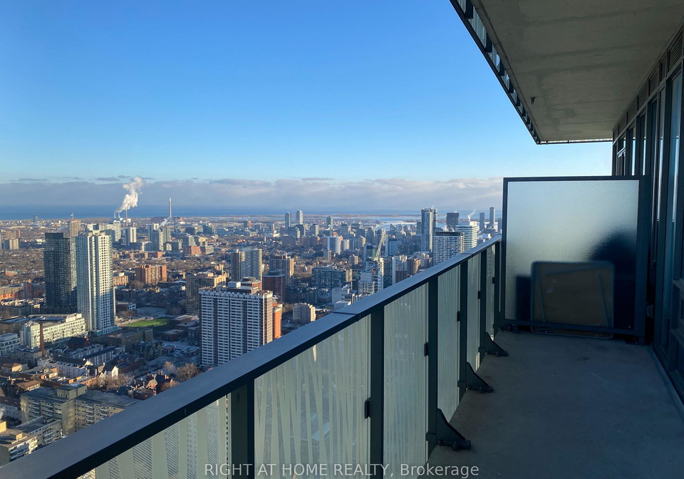 42-charles-street-e-toronto-toronto-ontario-c13554436
