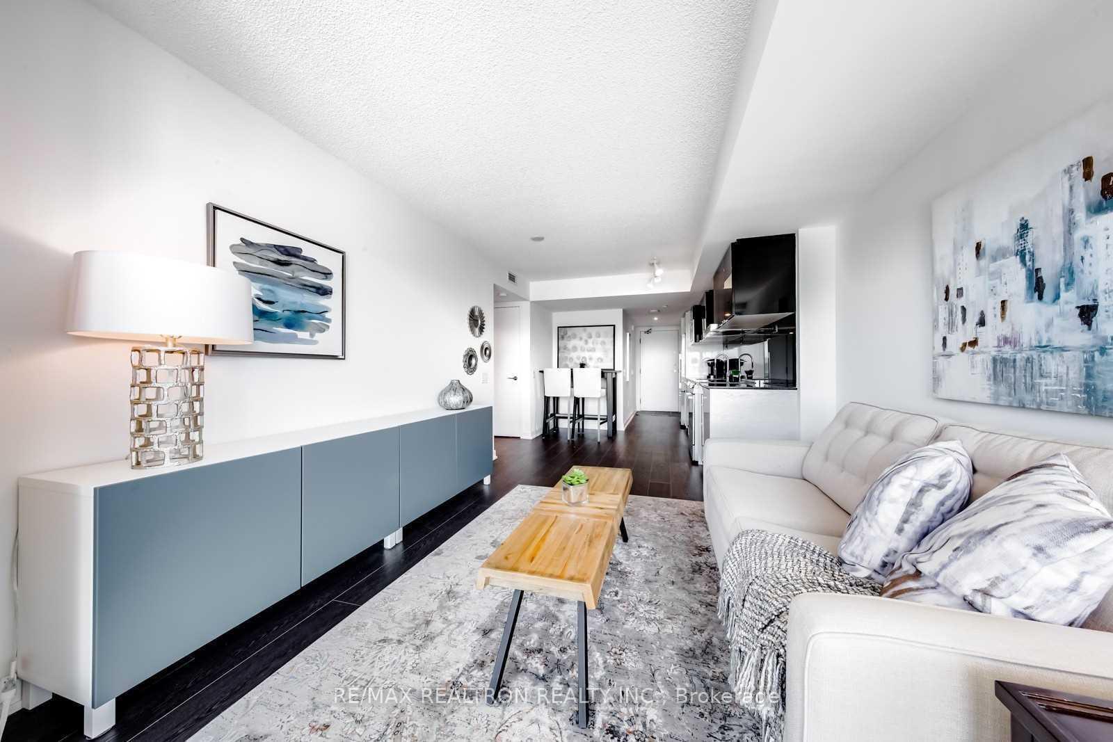 72-esther-shiner-boulevard-toronto-north-york-ontario-c13554524
