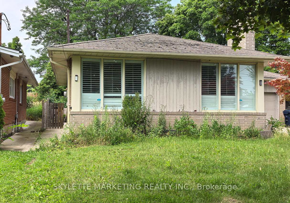 34-ravenscroft-circle-toronto-north-york-ontario-c13554586