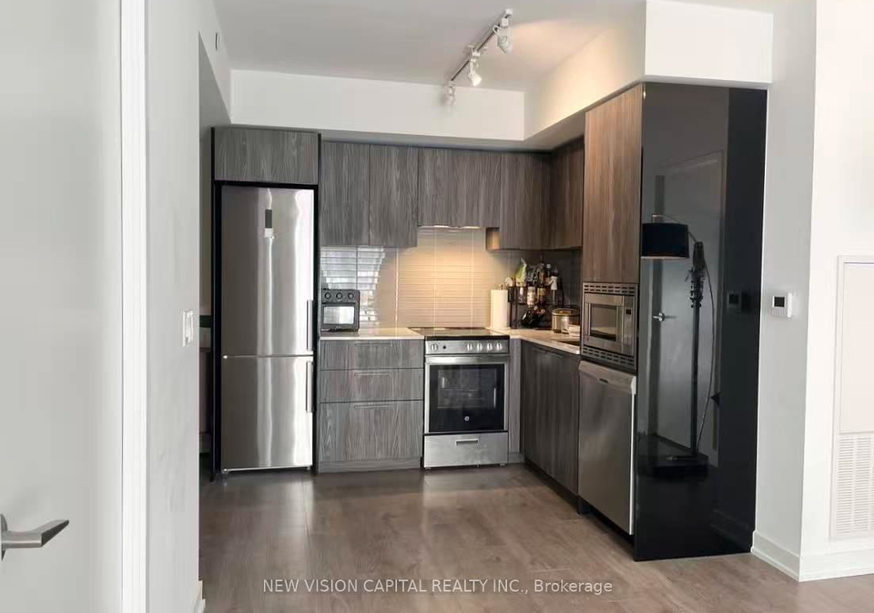 501-yonge-street-toronto-toronto-ontario-c13554610