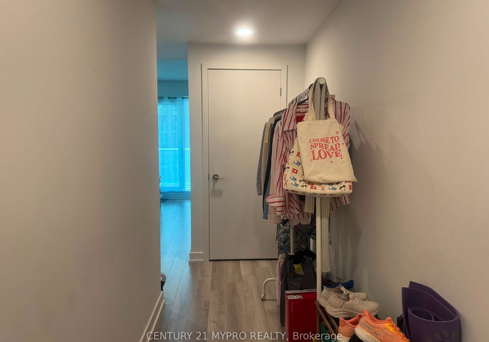 230-simcoe-street-toronto-toronto-ontario-c13554662