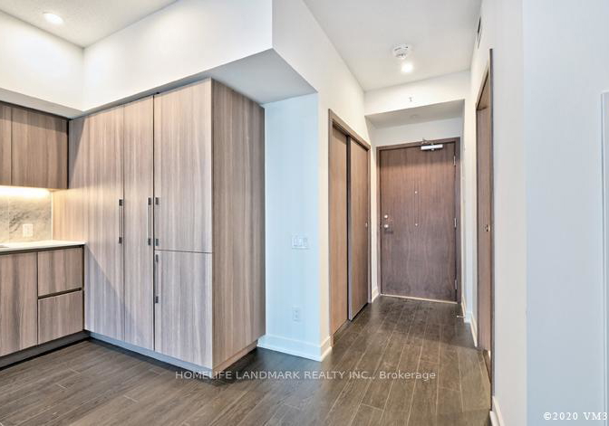 19-bathurst-street-toronto-toronto-ontario-c13554692
