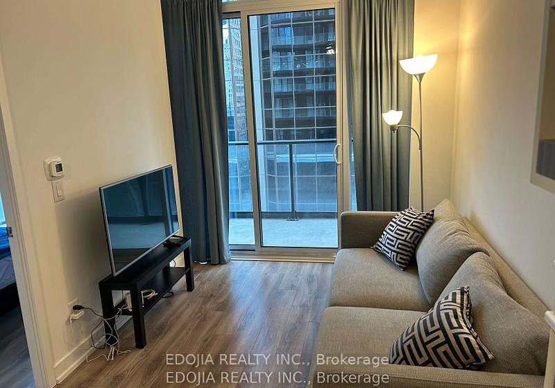 20-edward-street-toronto-toronto-ontario-c13554732