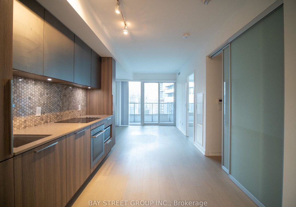 85-wood-street-toronto-toronto-ontario-c13554878