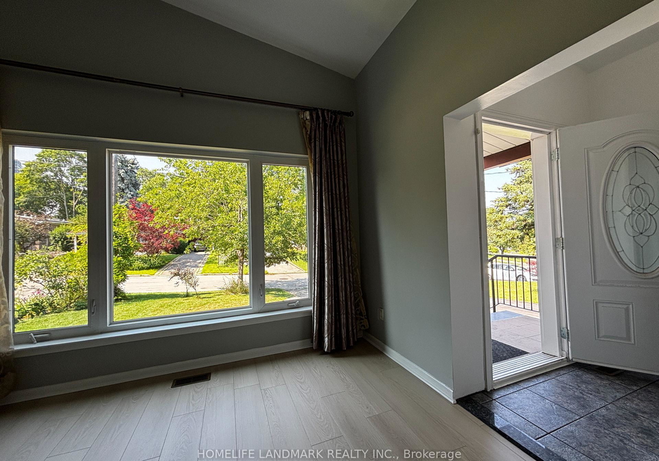 61-northey-drive-toronto-north-york-ontario-c13554924