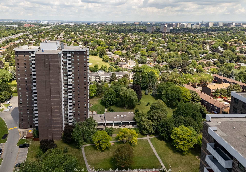 1900-sheppard-avenue-e-toronto-north-york-ontario-c13555024