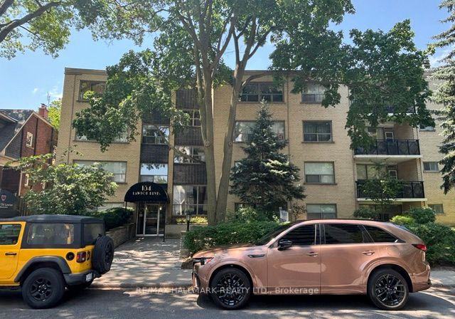 134-lawton-boulevard-toronto-toronto-ontario-c13555040