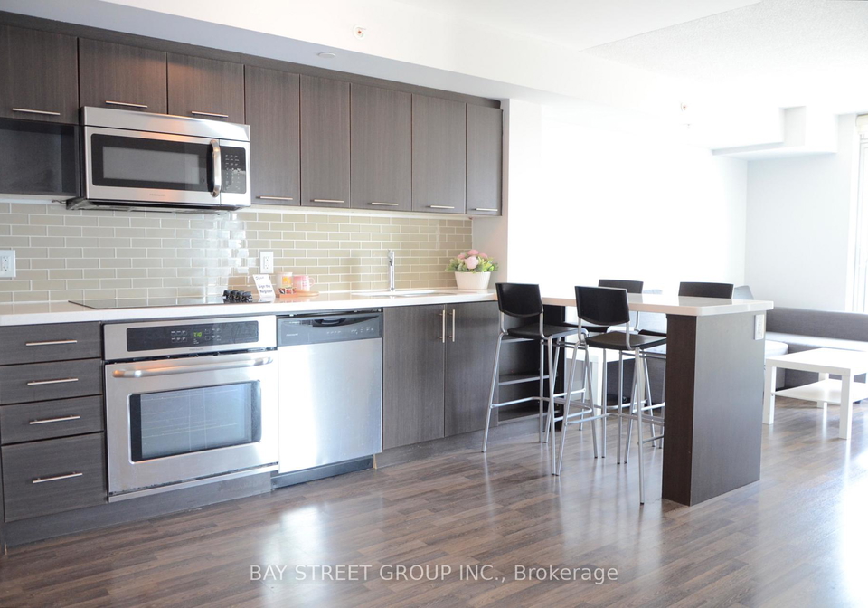 555-wilson-avenue-toronto-toronto-ontario-c13555168