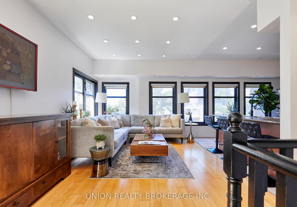 1496-victoria-park-avenue-toronto-north-york-ontario-c13555590