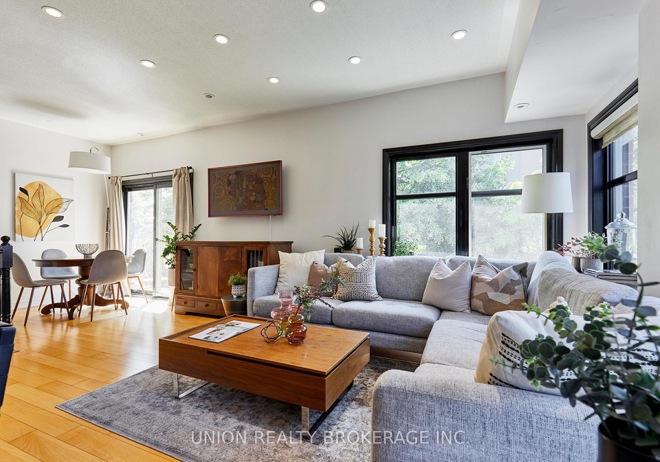 1496-victoria-park-avenue-toronto-north-york-ontario-c13555590