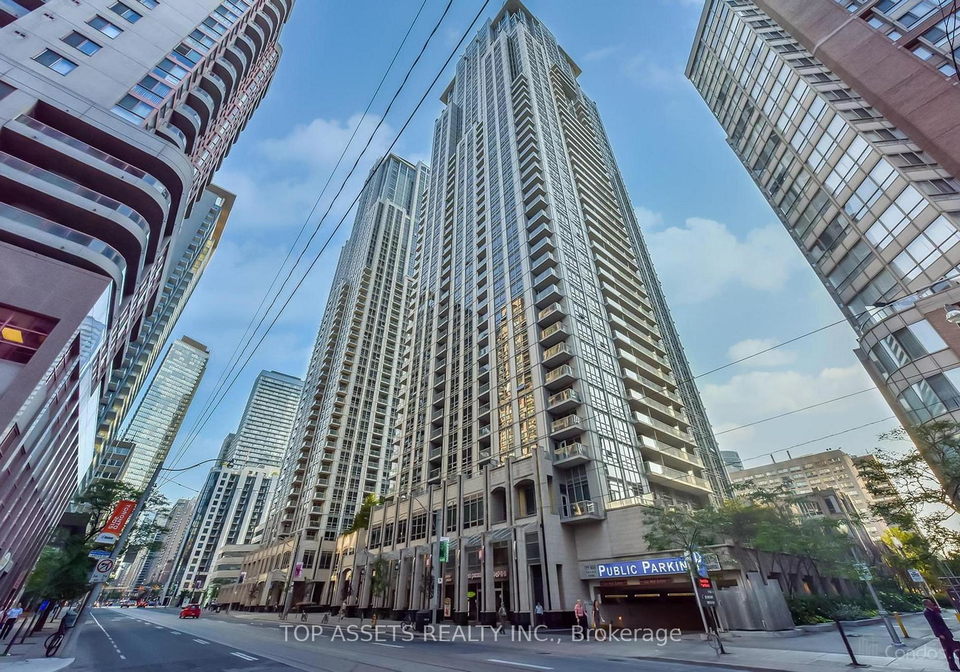761-bay-street-toronto-toronto-ontario-c13555628