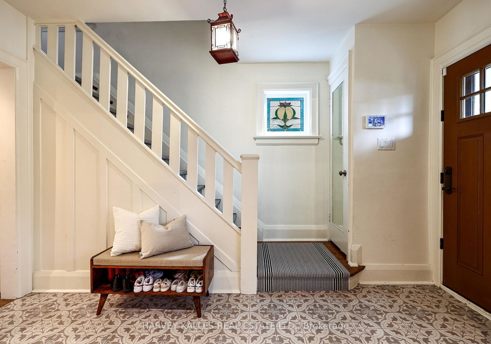 150-deloraine-avenue-toronto-toronto-ontario-c13555690