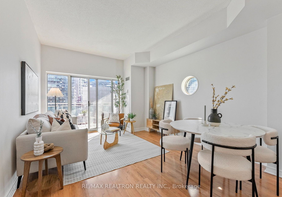 600-queens-quay-w-toronto-toronto-ontario-c13556006