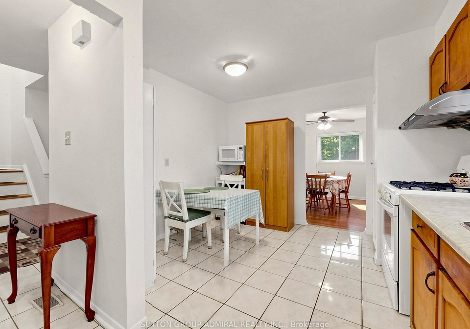 126-chelmsford-avenue-toronto-toronto-ontario-c13556258