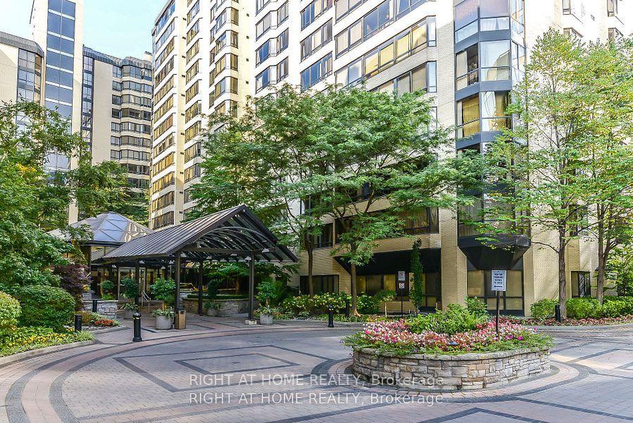 280-simcoe-street-toronto-toronto-ontario-c13556808