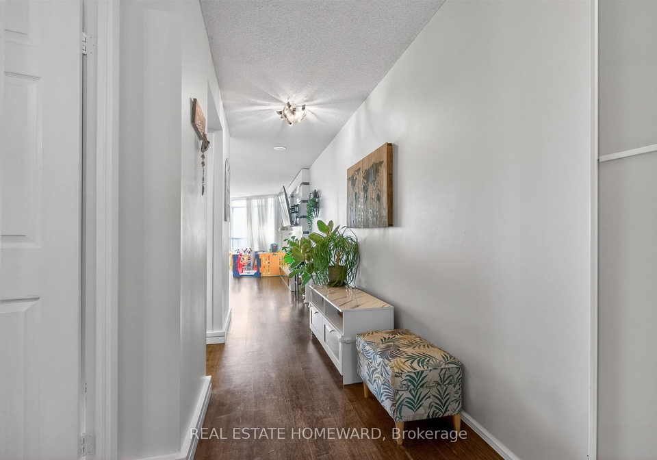 30-harrison-garden-boulevard-toronto-north-york-ontario-c13556876