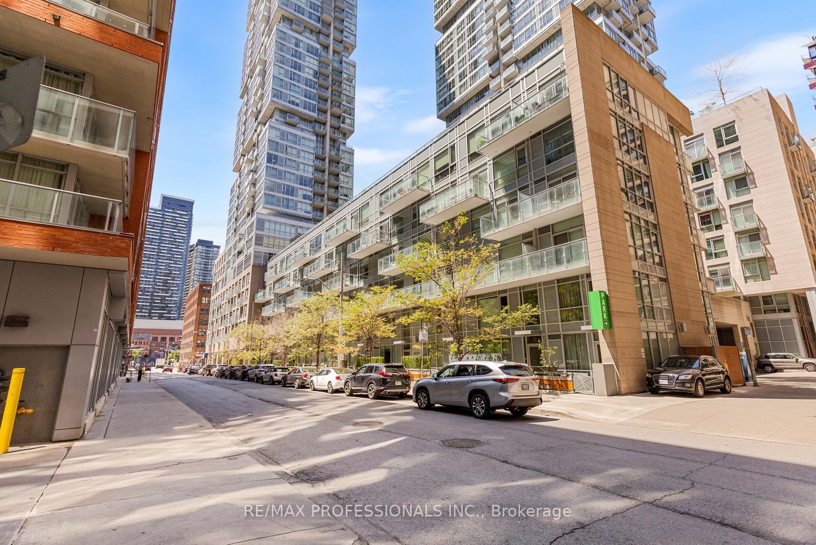 30-nelson-street-toronto-toronto-ontario-c13556908